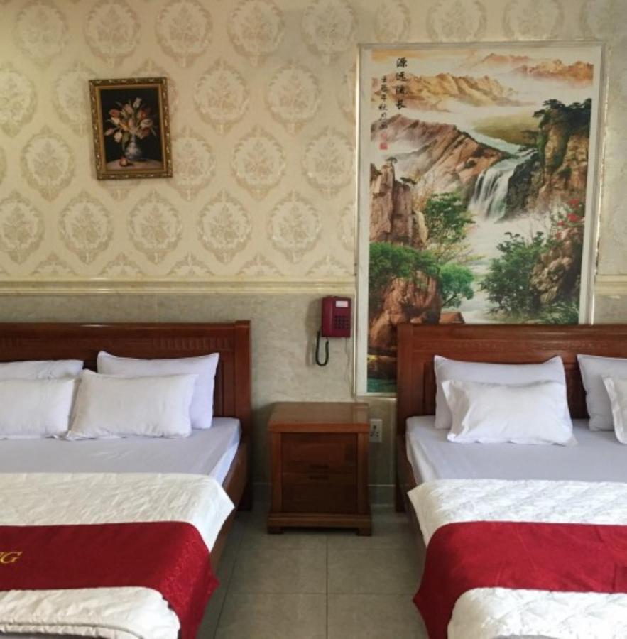 Duc Long Hotel Хошимин Екстериор снимка