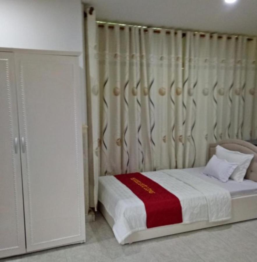 Duc Long Hotel Хошимин Екстериор снимка
